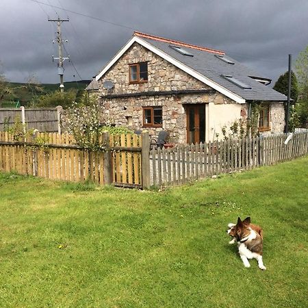 Ty Gylfinir Villa Llandegla Buitenkant foto
