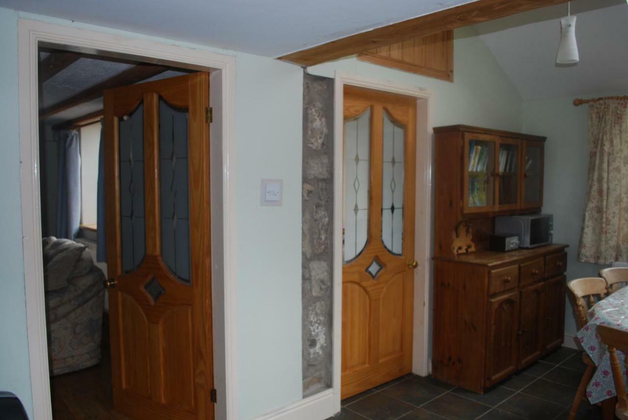 Ty Gylfinir Villa Llandegla Buitenkant foto